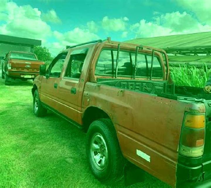 escort Kampong Baroe