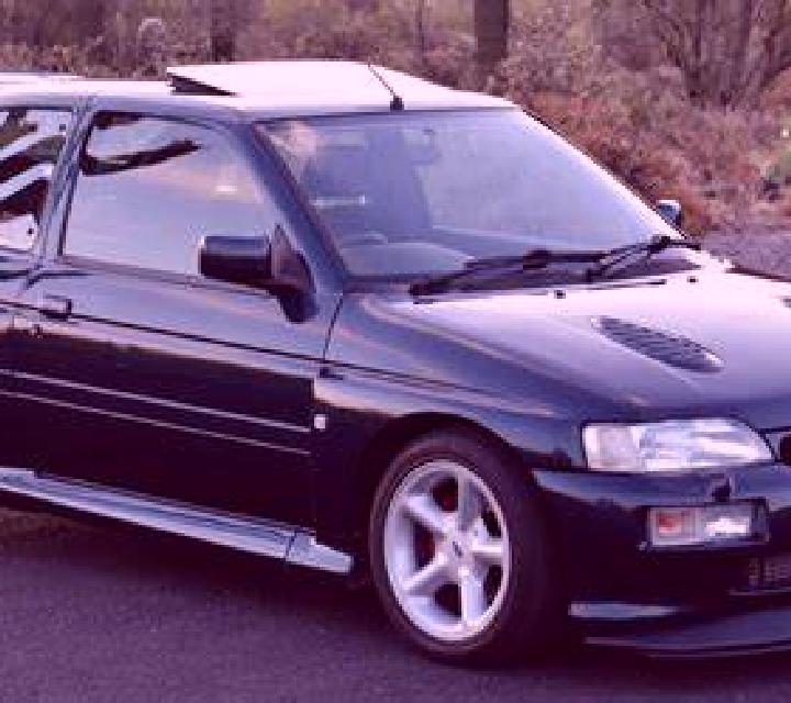 escort Komatou