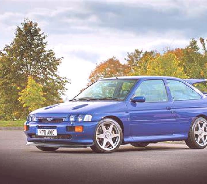 escort Lambourn