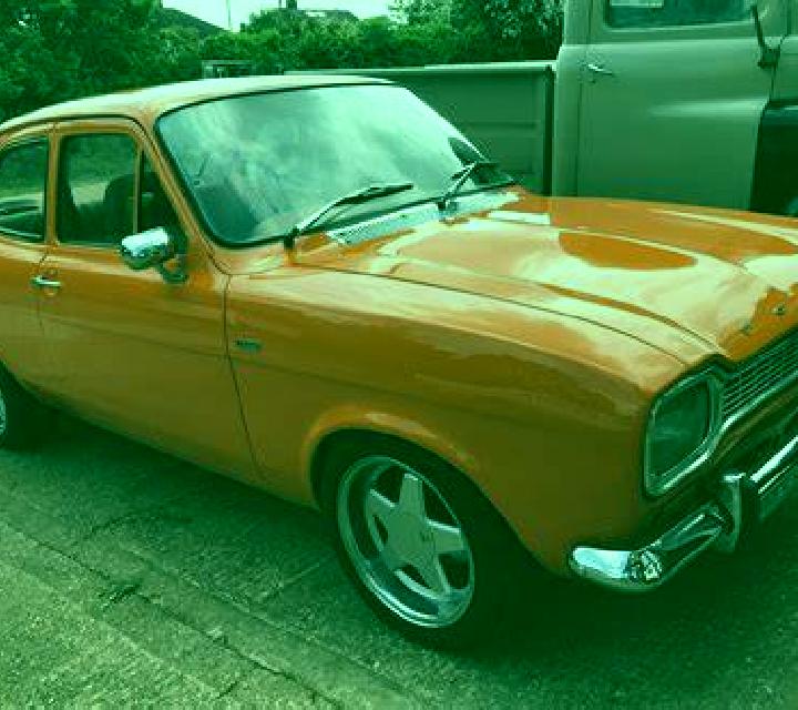 escort Moniquira