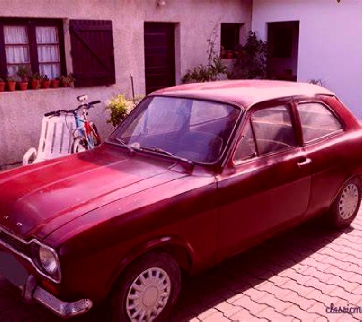 escort Oepura