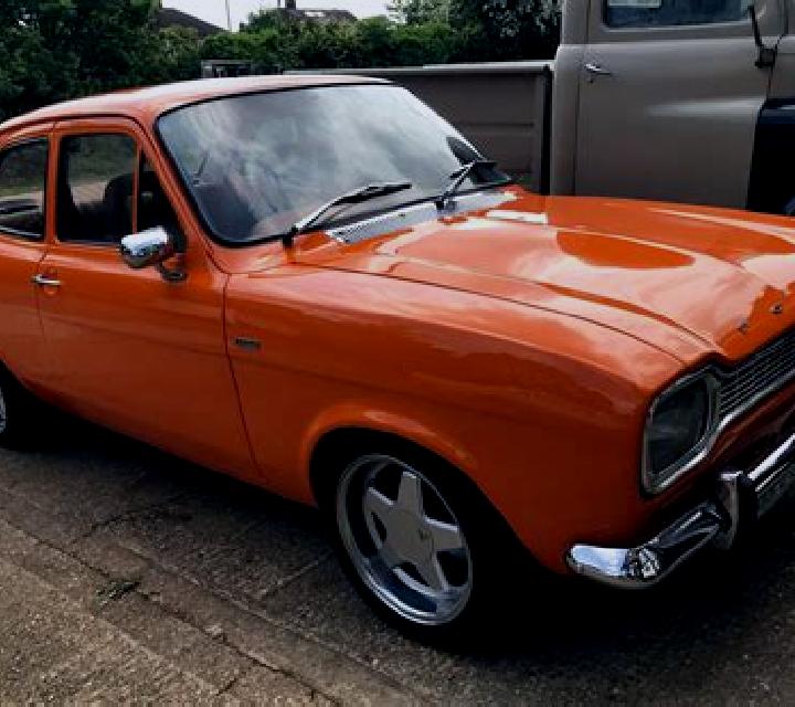 escort Palaiokastro