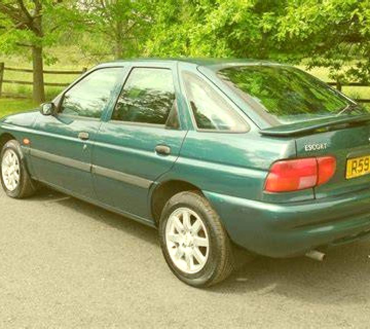 escort Plintri