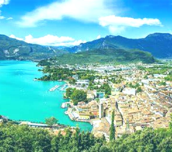 escort Riva del Garda