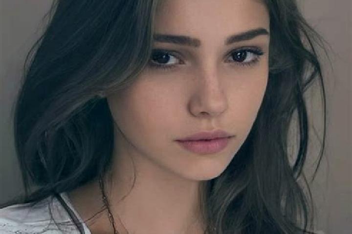 escort Sainte-Suzanne