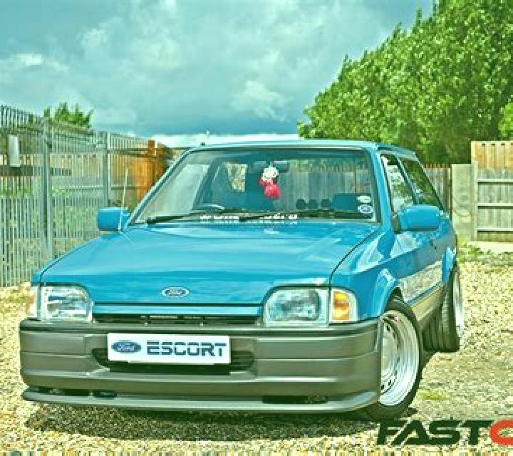 escort Sindanglaut