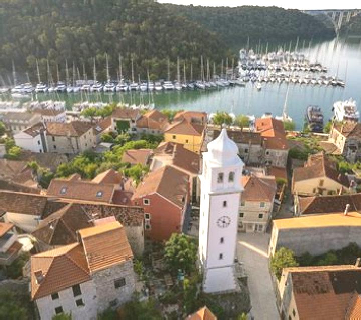 escort Skradin