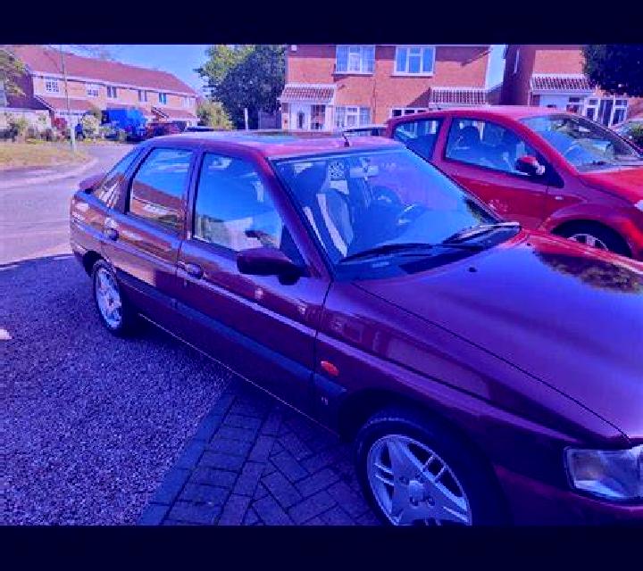 escort Springbank Hill