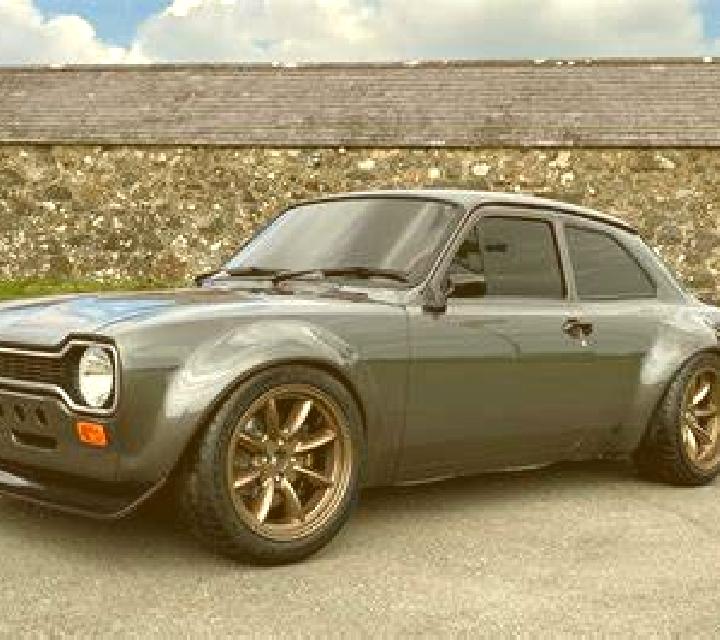 escort Varacieux