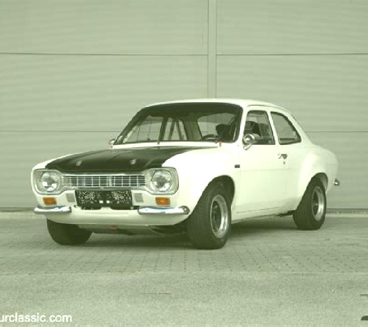 escort Velyatyno