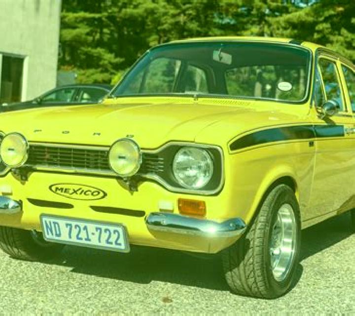 escort Waarloos