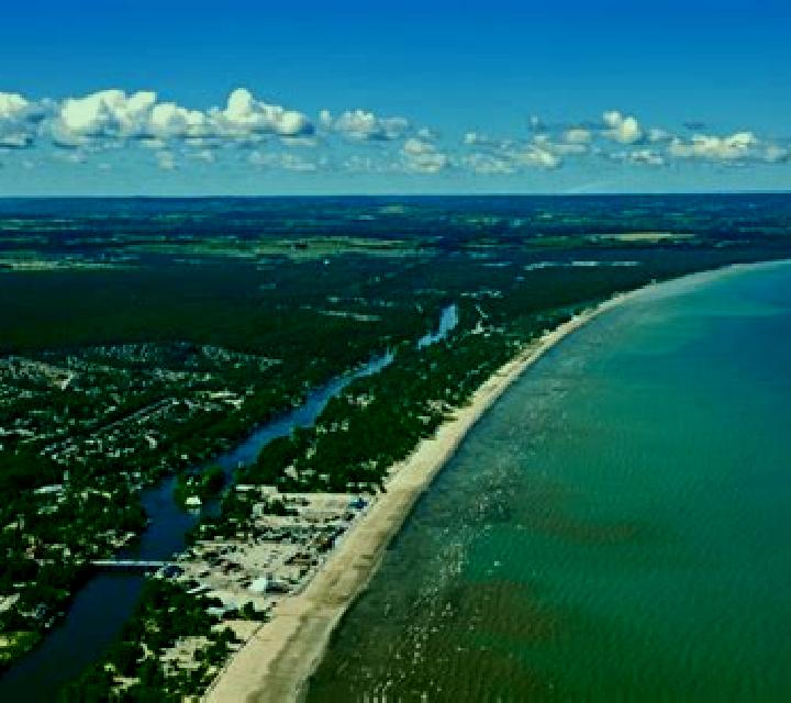 escort Wasaga Beach