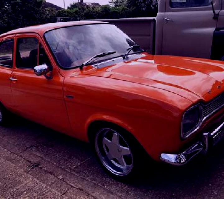 escort Wazu