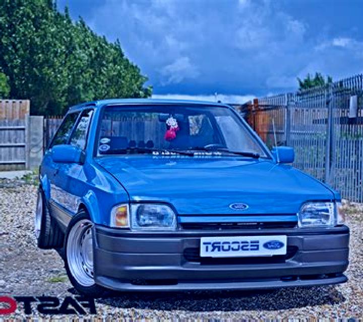 escort Wellesbourne
