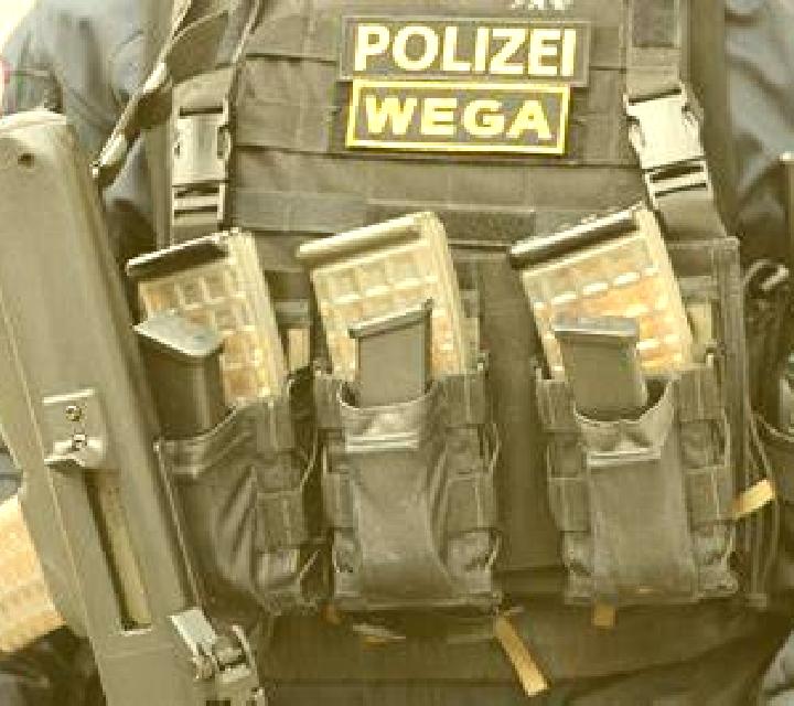 escort Weste