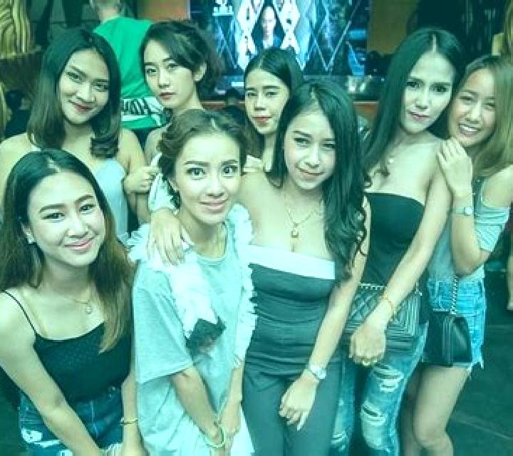 Escorts Ban Wat Bot, Tailandia — Chicas y putas locales