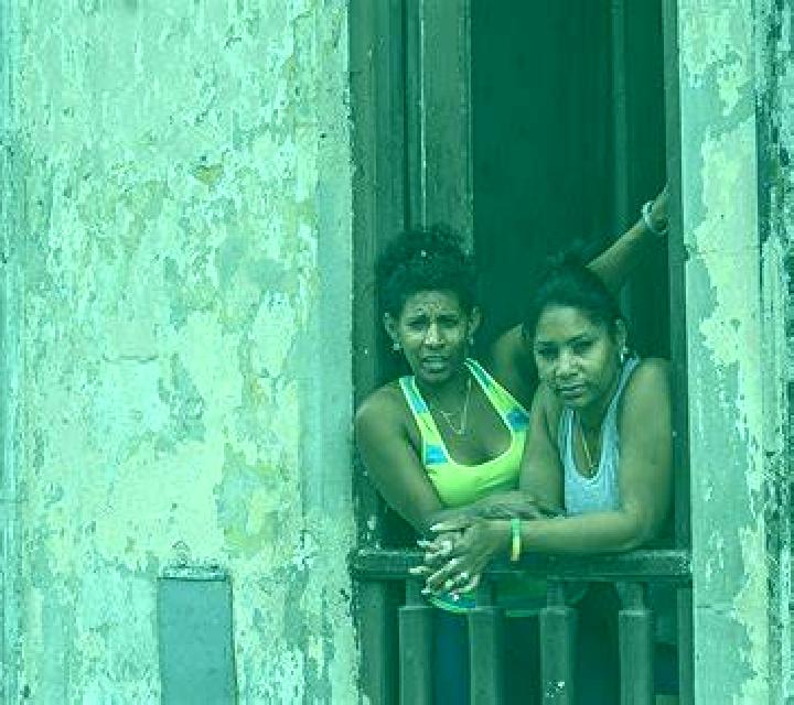 Escorts Guaratinga, Brasil — Chicas y putas locales