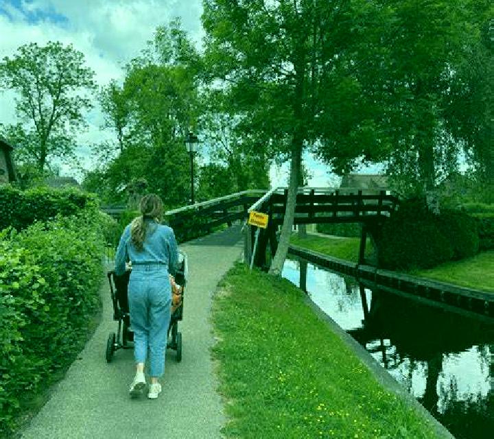 Escorts Hoorn, Países Bajos — Chicas y putas locales