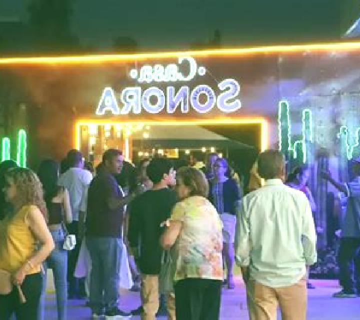 Escorts Jaripo, México — Chicas y putas locales
