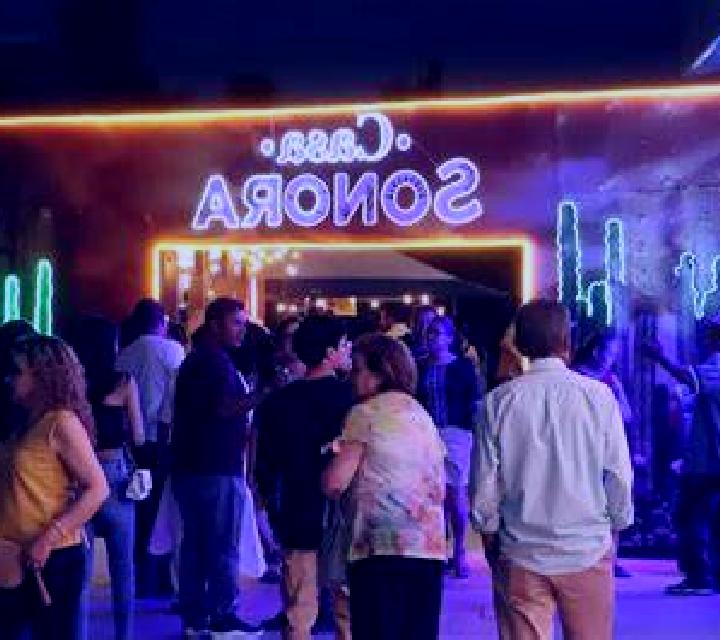 Escorts Ozernyy, Kazajistán — Chicas y putas locales