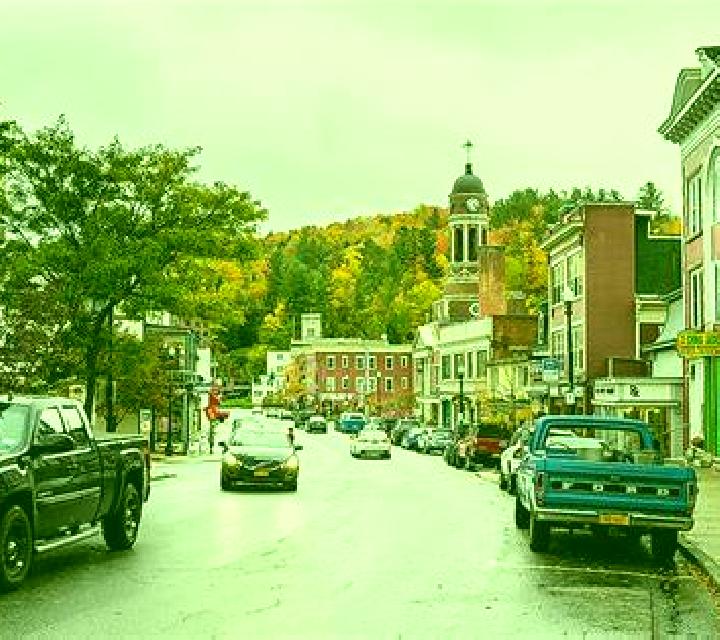 Escorts Saranac Lake, Estados Unidos — Chicas y putas locales