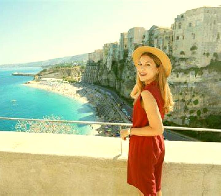 Escorts Teulada, Italia — Chicas y putas locales