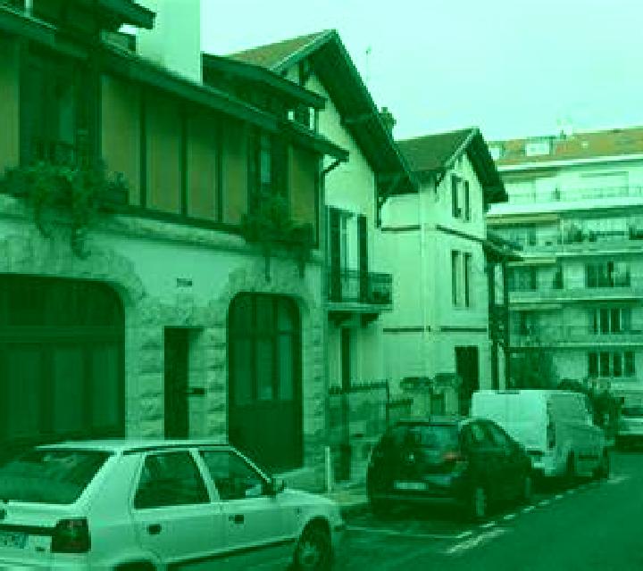 Escorts Thivars, Francia — Chicas y putas locales
