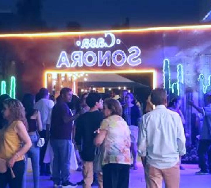 Escorts Valdehijaderos, España — Chicas y putas locales