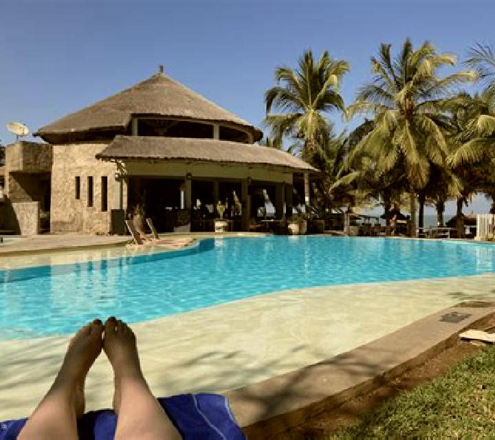 Escorts Wassu, Gambia — Chicas y putas locales