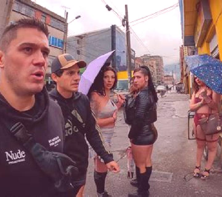 Estrella, 29, acompañante rubia platino de ojos marrones y etnia mediterránea basada en Cache. Ofrece 69, Hasta el final (CIM), Griego (anal), Fetiche. Dispo...