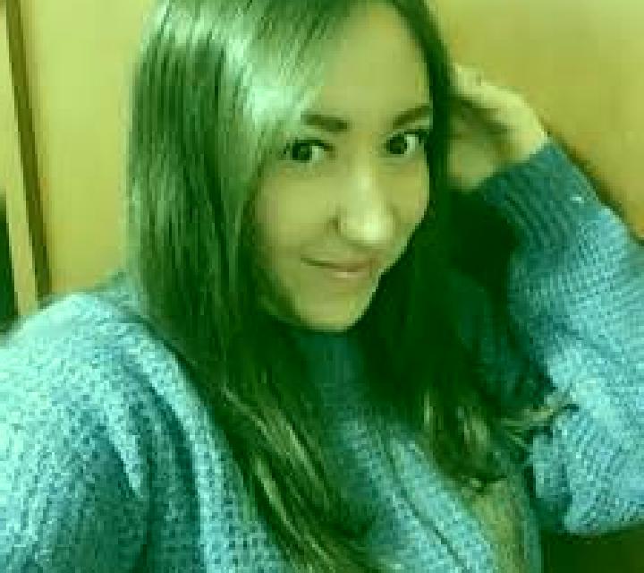 Estrella, 31, acompañante pelirroja de ojos ámbar y etnia mezcla basada en Velascalvaro. Ofrece Masaje erótico, BDSM, Chica de fiesta. Disponible en domicili...