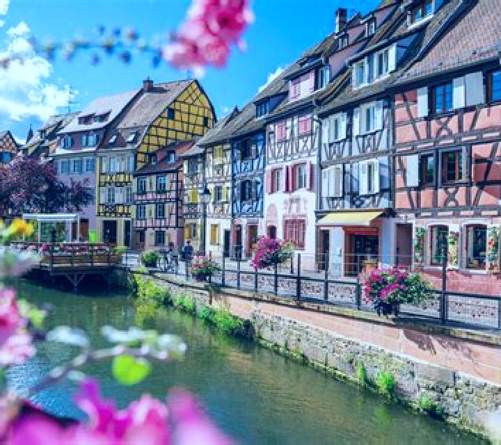 Explora anuncios de escorts en 308 páginas de ciudades de Francia. Acompañantes locales, servicios y tarifas. Página 117 de 308.