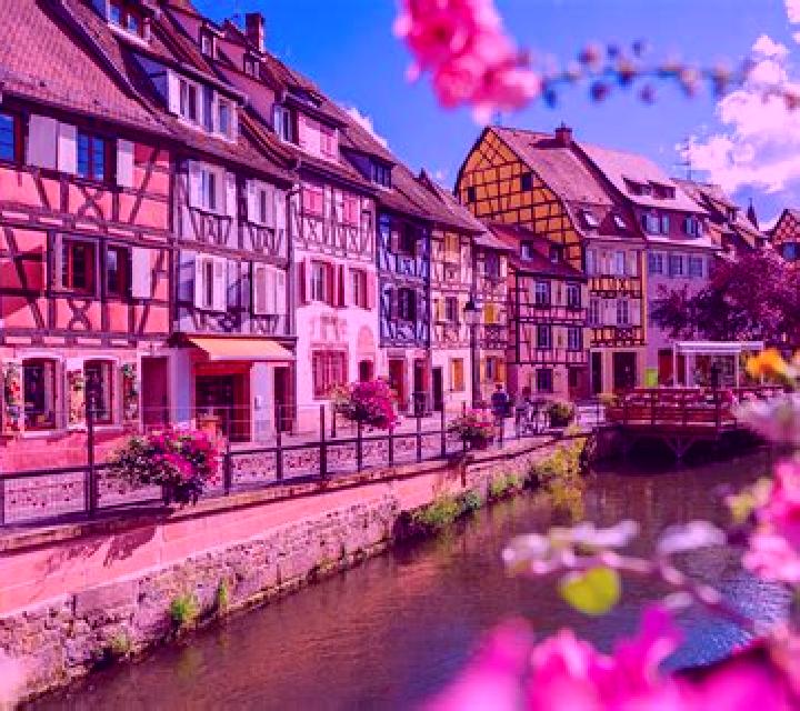 Explora anuncios de escorts en 308 páginas de ciudades de Francia. Acompañantes locales, servicios y tarifas. Página 233 de 308.