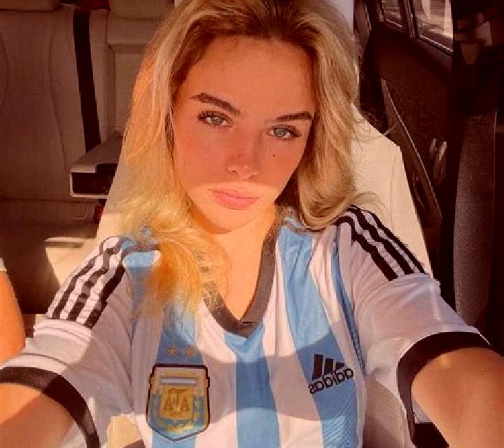 Giulia, 21 — Escort en Concepcion, Paraguay