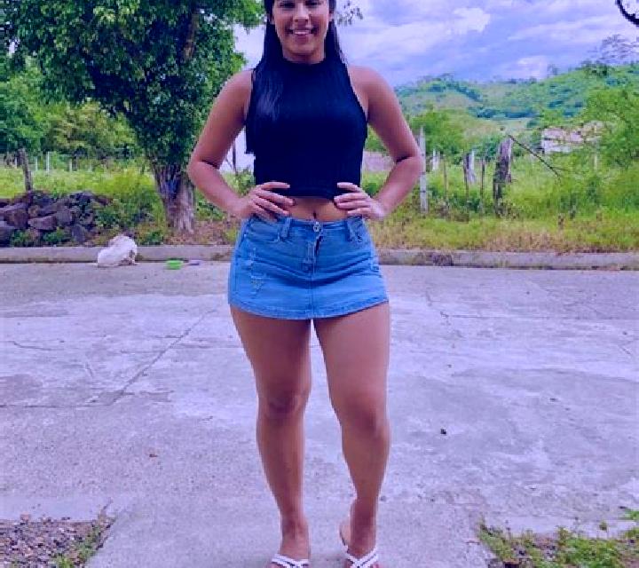 Giulia, 22 — Escort en Asha, Rusia