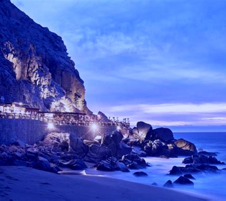 Giulia, 32 — Escort en El Farallon, México