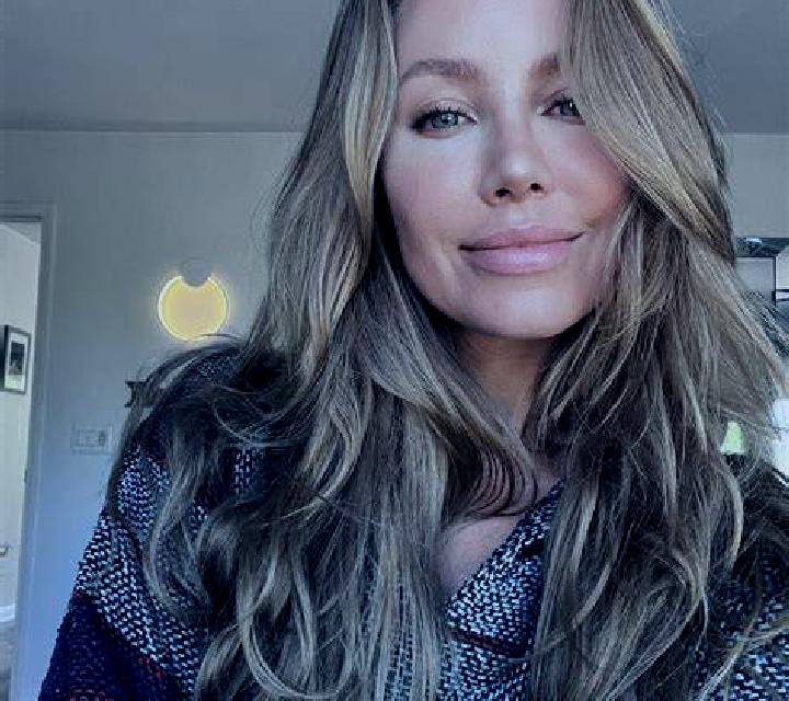 Giulia, 32 — Escort en La Isla, México