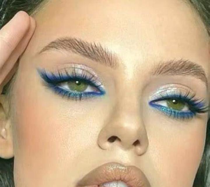 Giulia, 33, acompañante morena de ojos azules y etnia europea basada en Aratuipe. Ofrece Tríos / dúos, Francés natural, BDSM, GFE (Experiencia de novia). Dis...