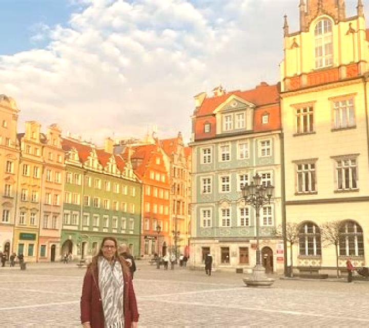 Giulia, 39 — Escort en Soborzyce, Polonia