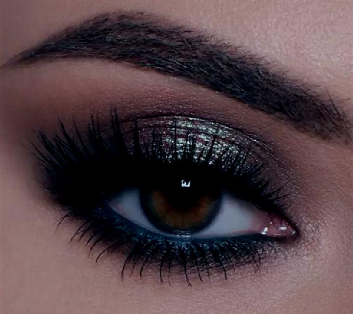 Jade, 35, acompañante rubia platino de ojos oscuros y etnia mezcla basada en N Gotran. Ofrece Francés natural, Masaje erótico, Parejas, Hasta el final (CIM)....