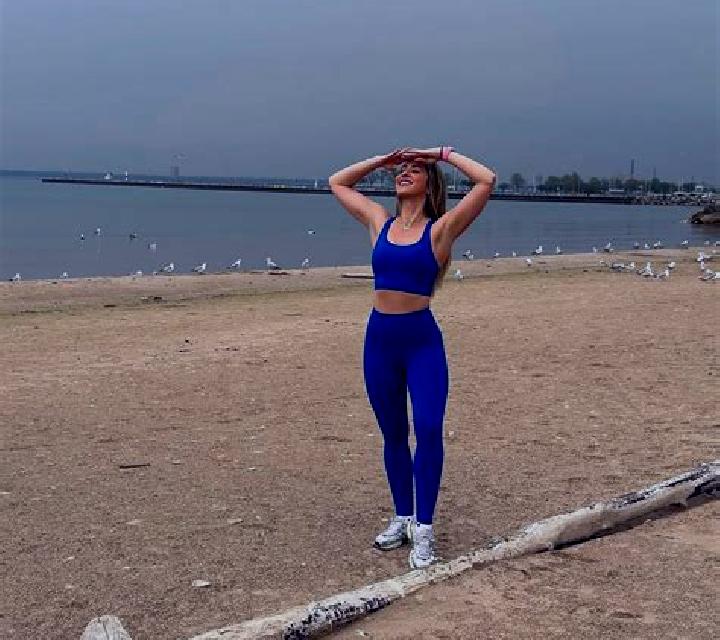 Julia, 28 — Escort en Leon Valley, Estados Unidos