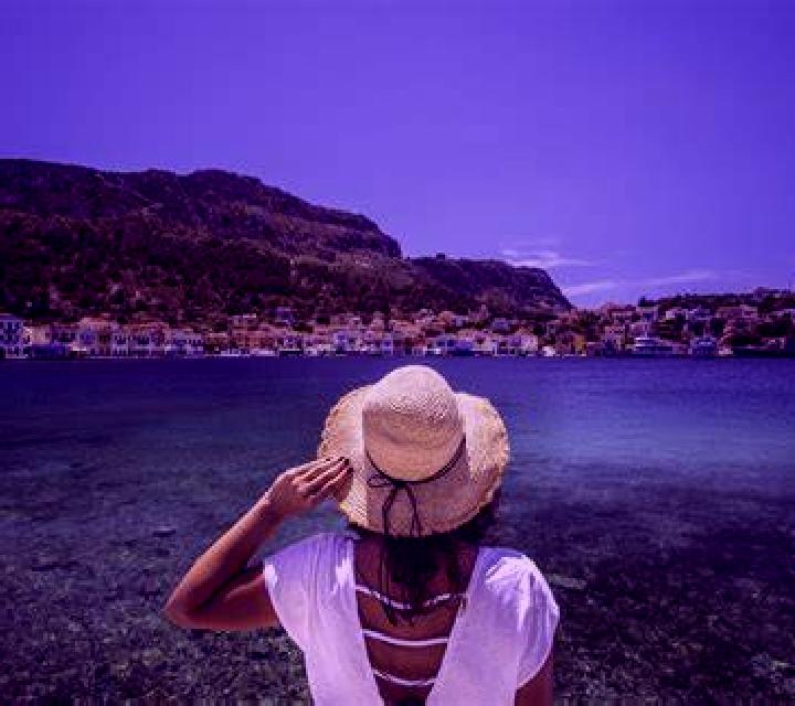 Julia, 33 — Escort en Krini, Grecia