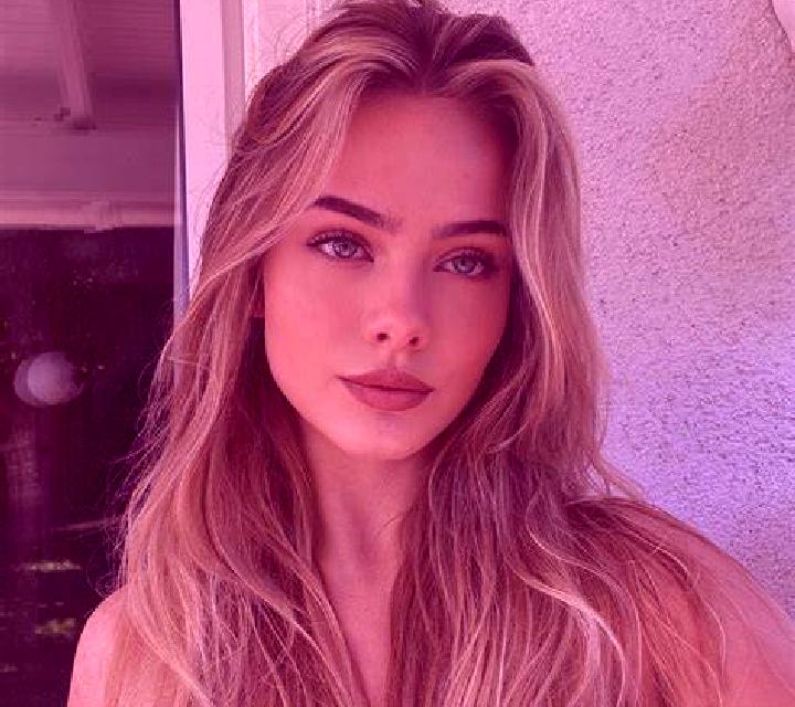 Julia, 35, acompañante rubia de ojos verdes y etnia mezcla basada en Haultain. Ofrece Parejas, Hasta el final (CIM), 69, Experiencia de novia. Disponible en ...