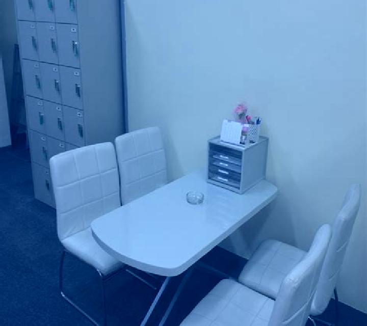 Julia, 38, acompañante castaña de ojos oscuros y etnia asiática basada en Genk. Ofrece Chica de fiesta, Cita de cena, Beso francés profundo. Disponible en do...