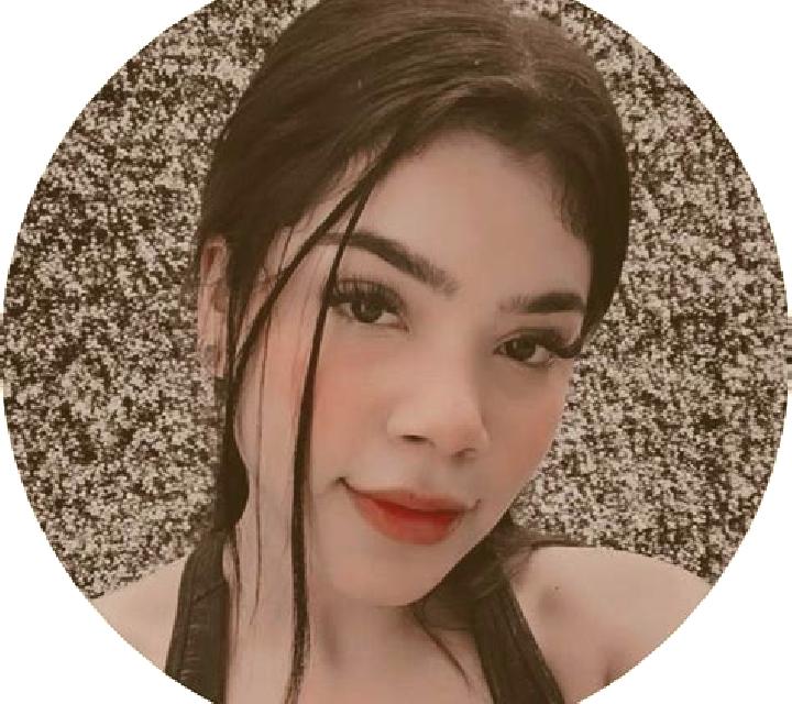 Julia, 39 — Escort en Muhuru, Kenia