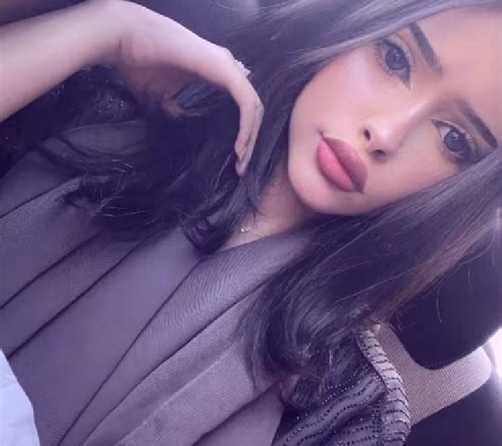 Laia, 21, acompañante castaño claro de ojos verdes y etnia caucásica basada en Banda Aceh. Ofrece Tantra, Masaje, Hasta el final (CIM). Disponible en domicil...