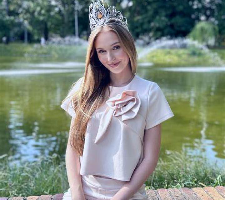 Lorena, 23 — Escort en Ilza, Polonia