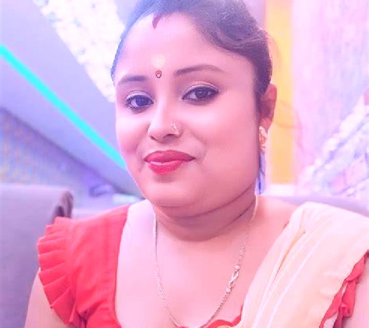 Lorena, 37 — Escort en Duliajan, India