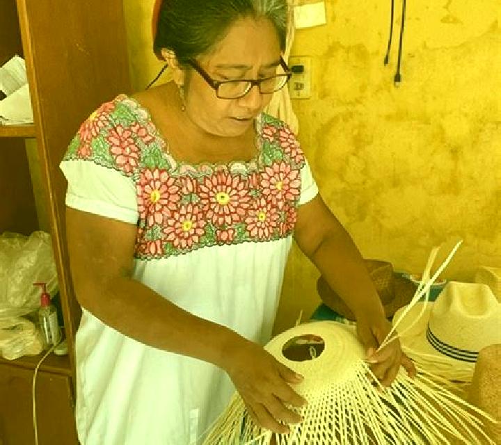 Lorena, 39 — Escort en Cuch Holoch, México