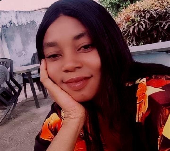 Manuela, 26 — Escort en Donga, Nigeria